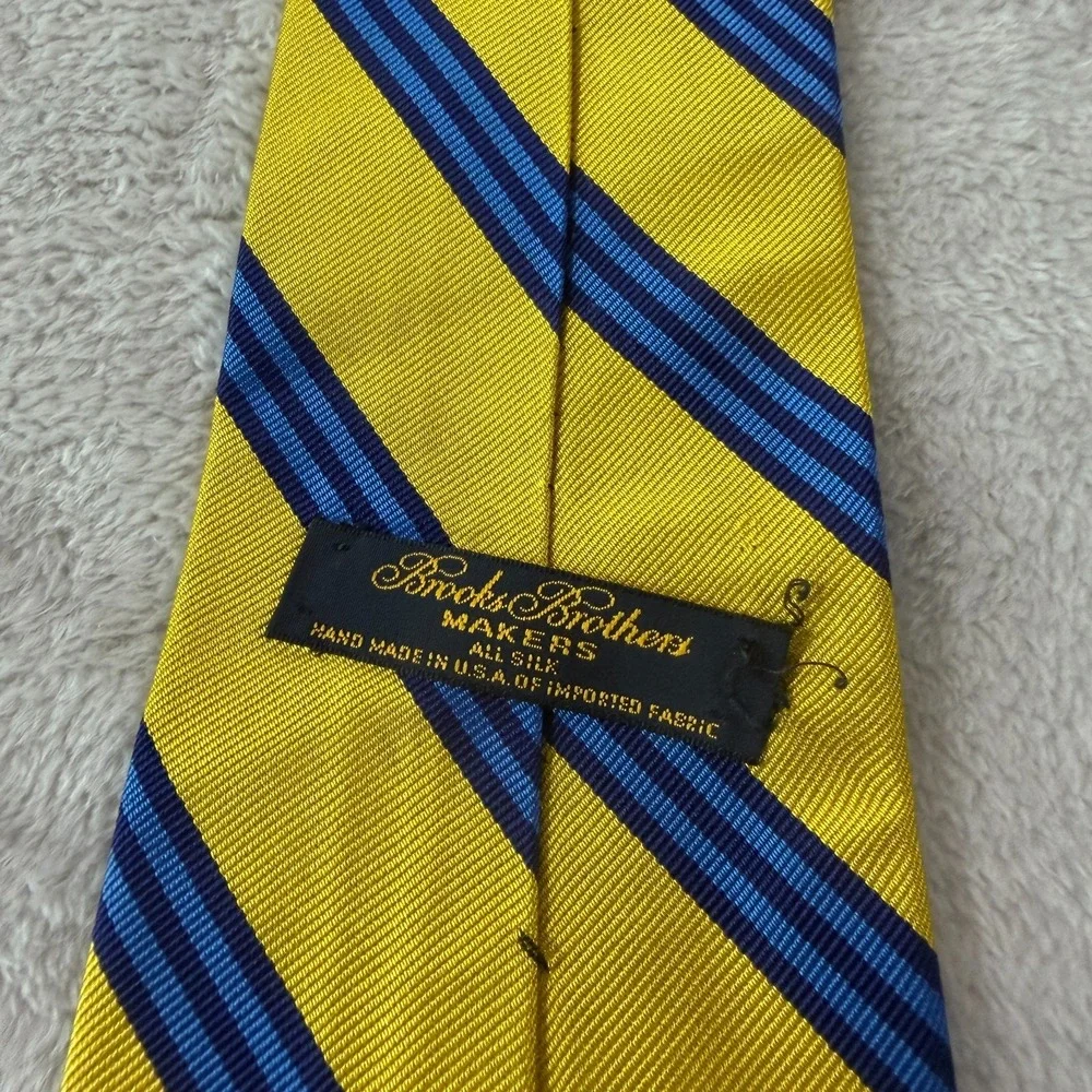 Brooks Brothers excellent pre